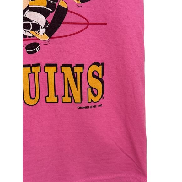 ViNTaGe Pink Pittsburgh Penguins Looney Tunes Taz T-Shirt S - Picture 5 of 6